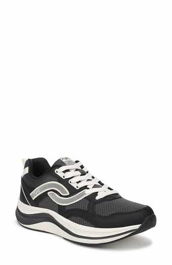 Gratify Walking Shoe