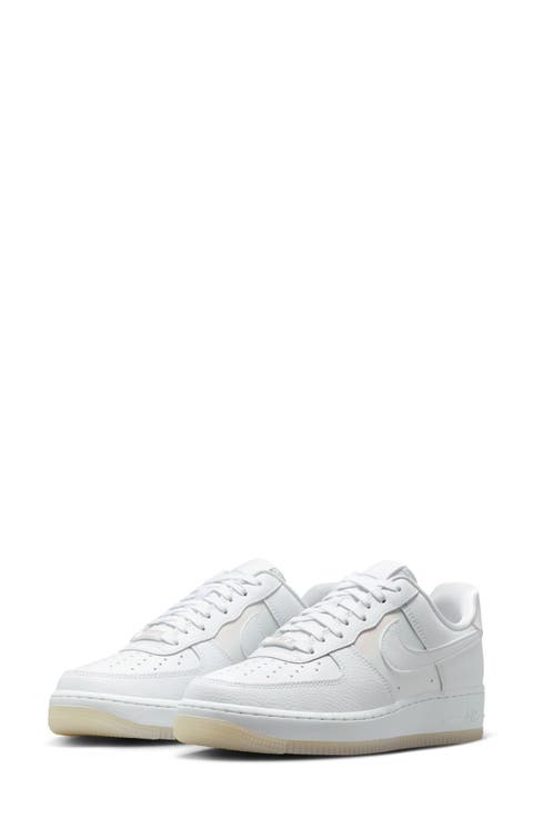 Air Force 1 '07 Basketball Sneaker (Women)