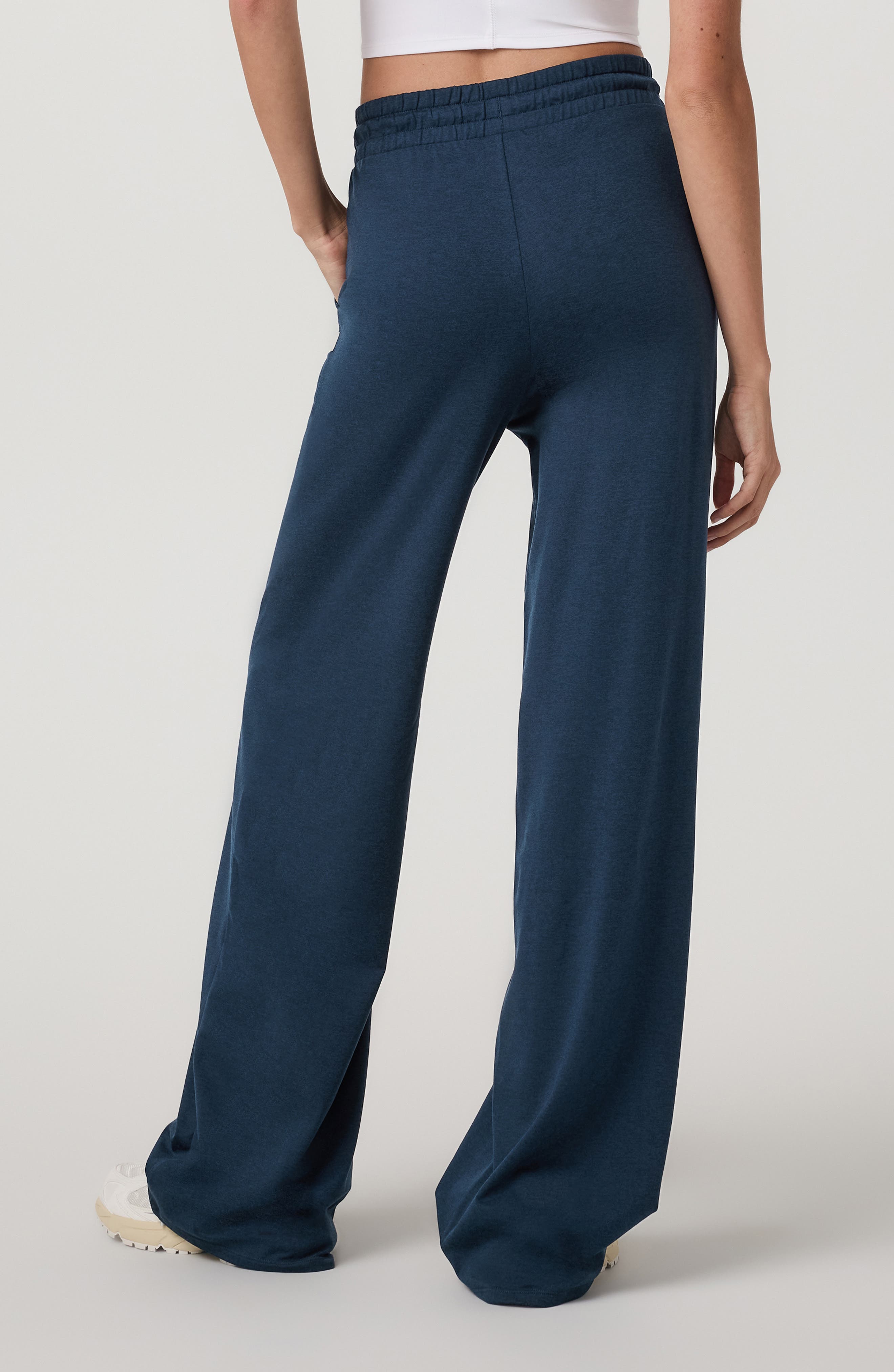 Halo Essential Wide Leg Sweat Pants - image 4