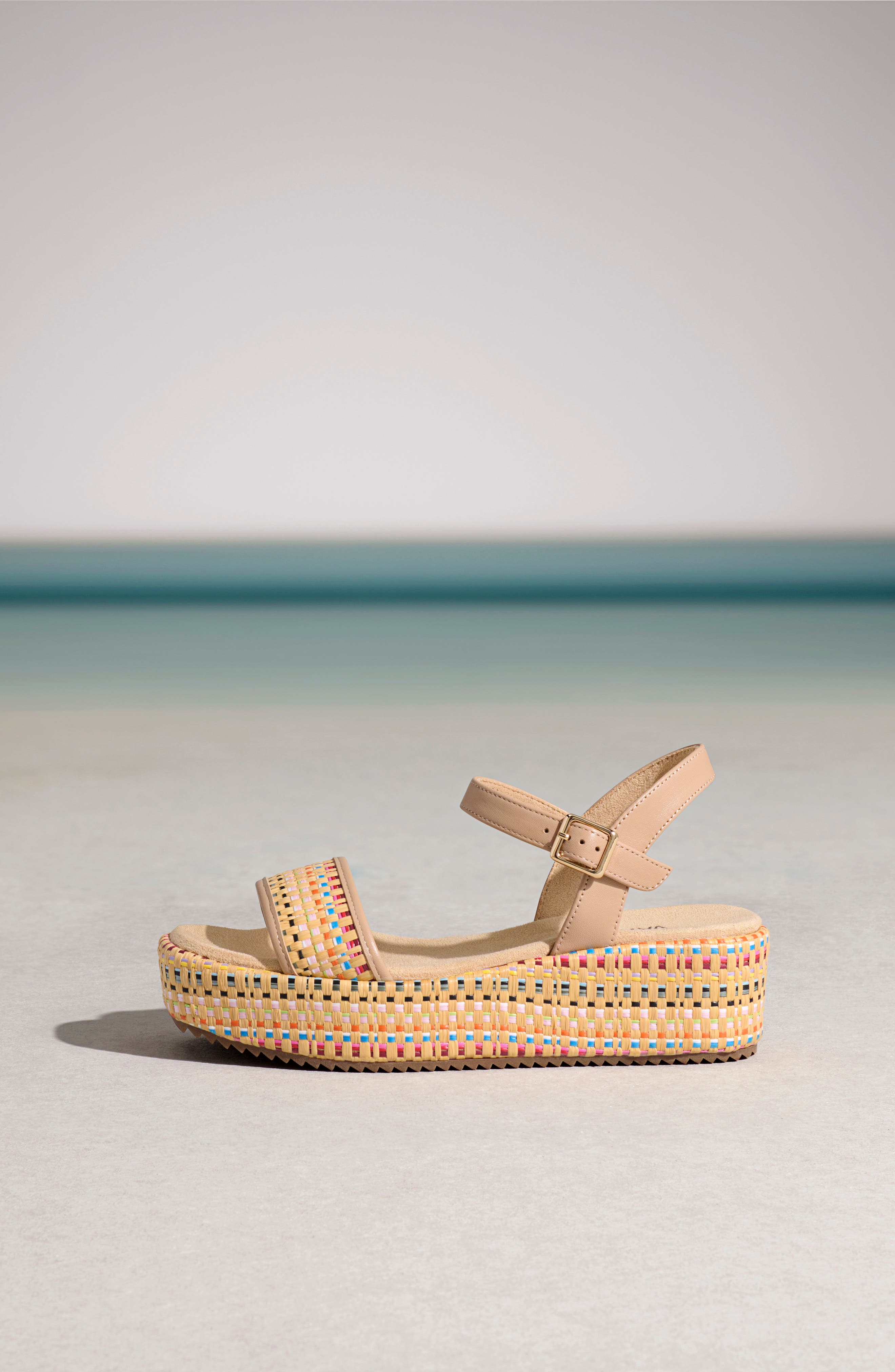 VANELi Walda Flatform Sandal, Alternate, color, Natural