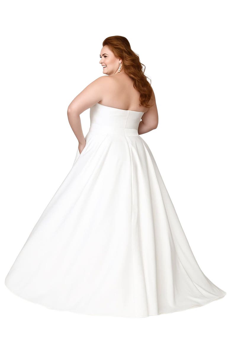 Sydney's Closet Plus Size Halter Wedding Dress, Alternate, color, Ivory