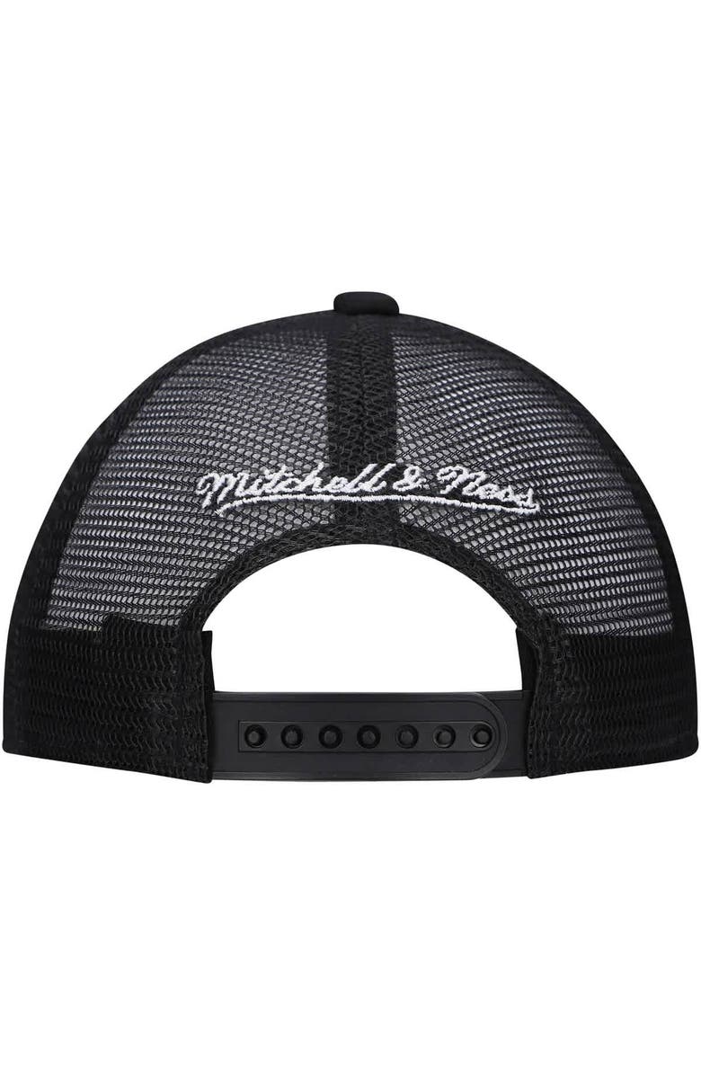 Mitchell & Ness Youth Mitchell & Ness Black Chicago Blackhawks Core Trucker Adjustable Hat, Alternate, color, 