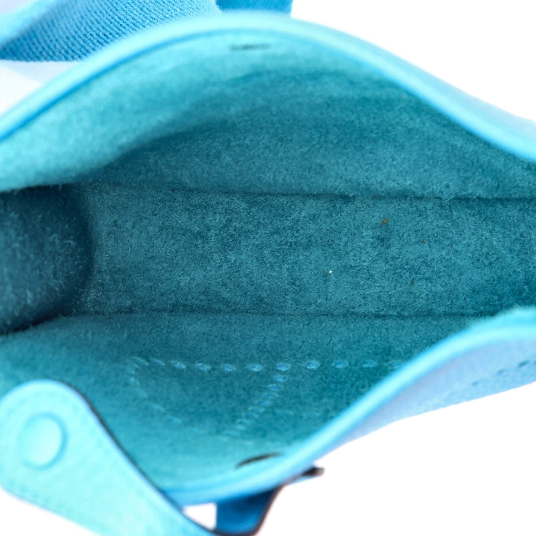 Pre-Owned Hermes Evelyne Bag Gen III Clemence TPM, Alternate, color, Bleu Hydra