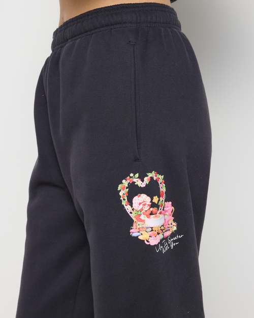 Samii Ryan Life Is Sweet Sweatpants In Black