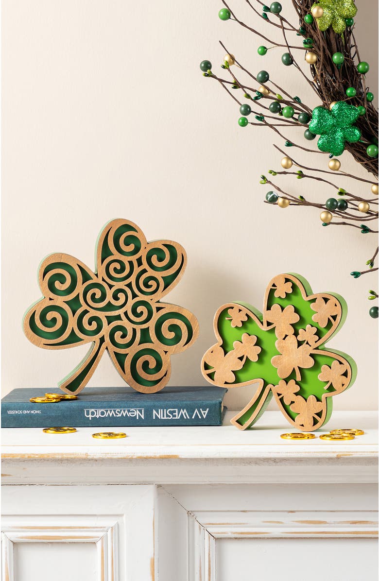 Glitzhome Set of 2 St. Patrick's Wooden Shamrock Table Decor, Alternate, color, Green