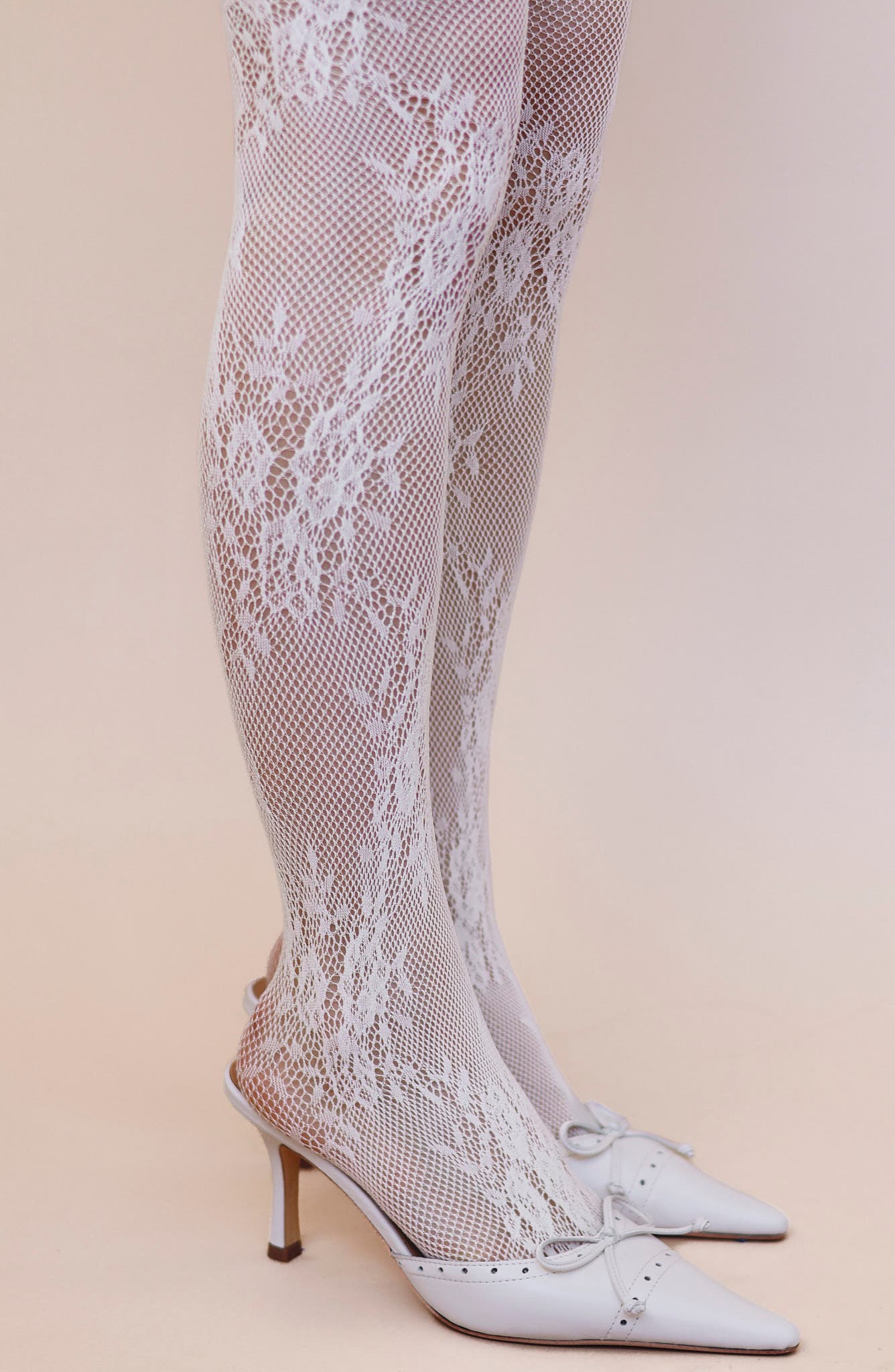 selected WHITE