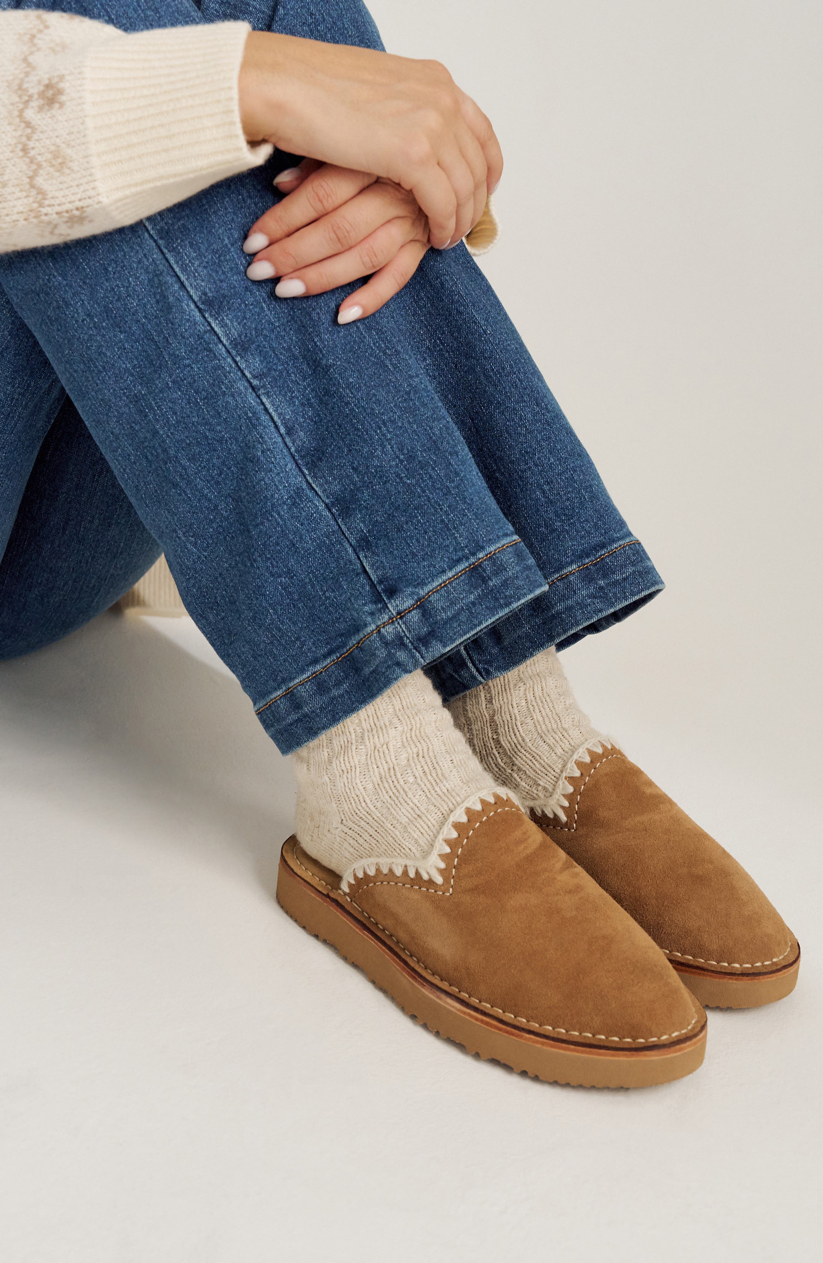 The Olivia Platform Mule, Alternate, color, COGNAC