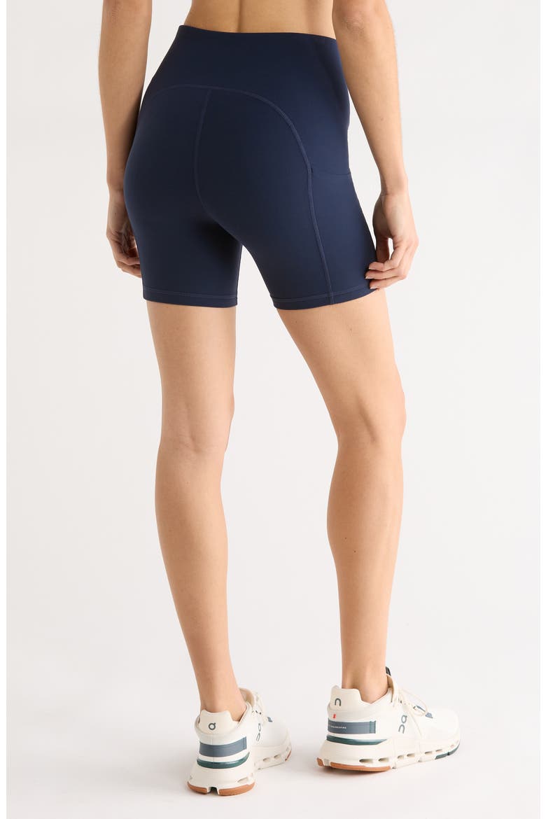Studio Luxe Pocket Bike Shorts, Alternate, color, NAVY SAPPHIRE