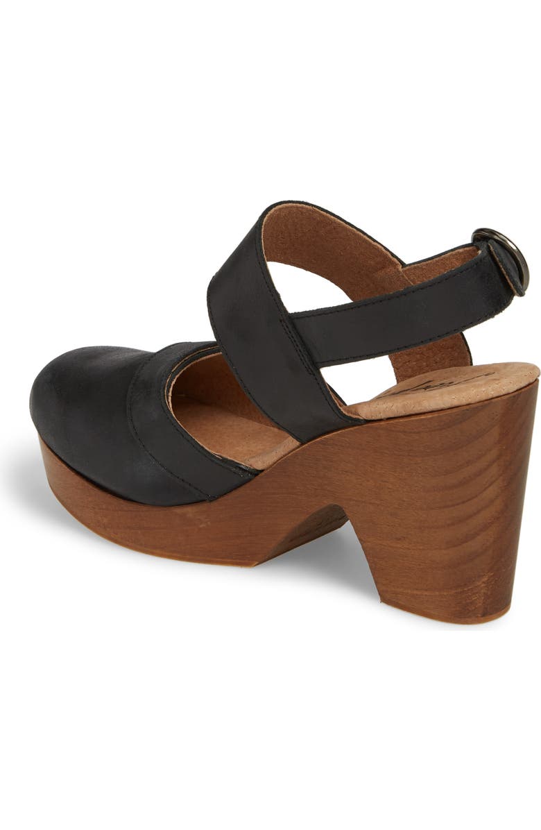 Free People Park Circle Clog Sandal, Alternate, color,