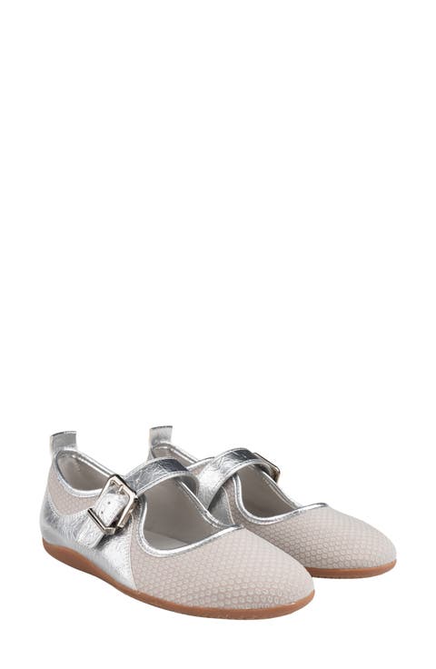Willow Mary Jane Flat