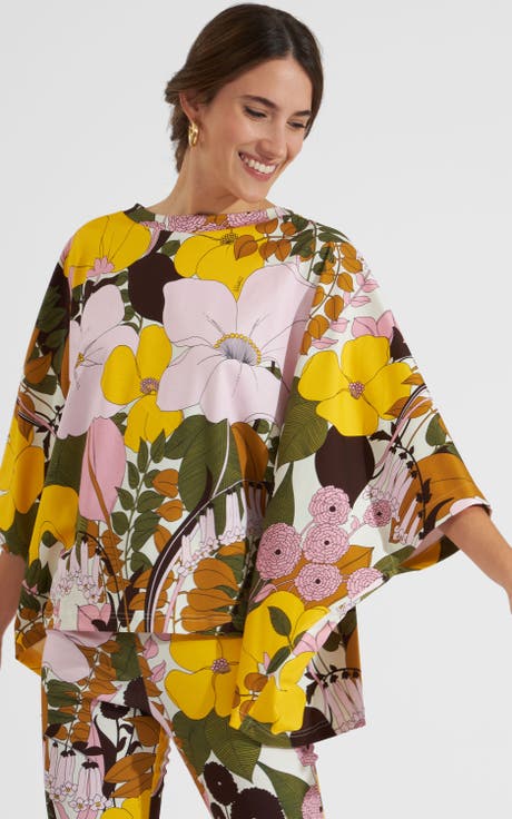 Meditation Poncho Big Flower Rose Pink