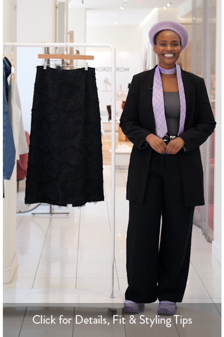 Tufted Jacquard Skirt video