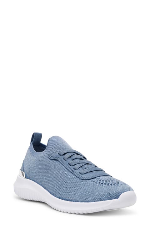 Modesty Sneaker (Women)
