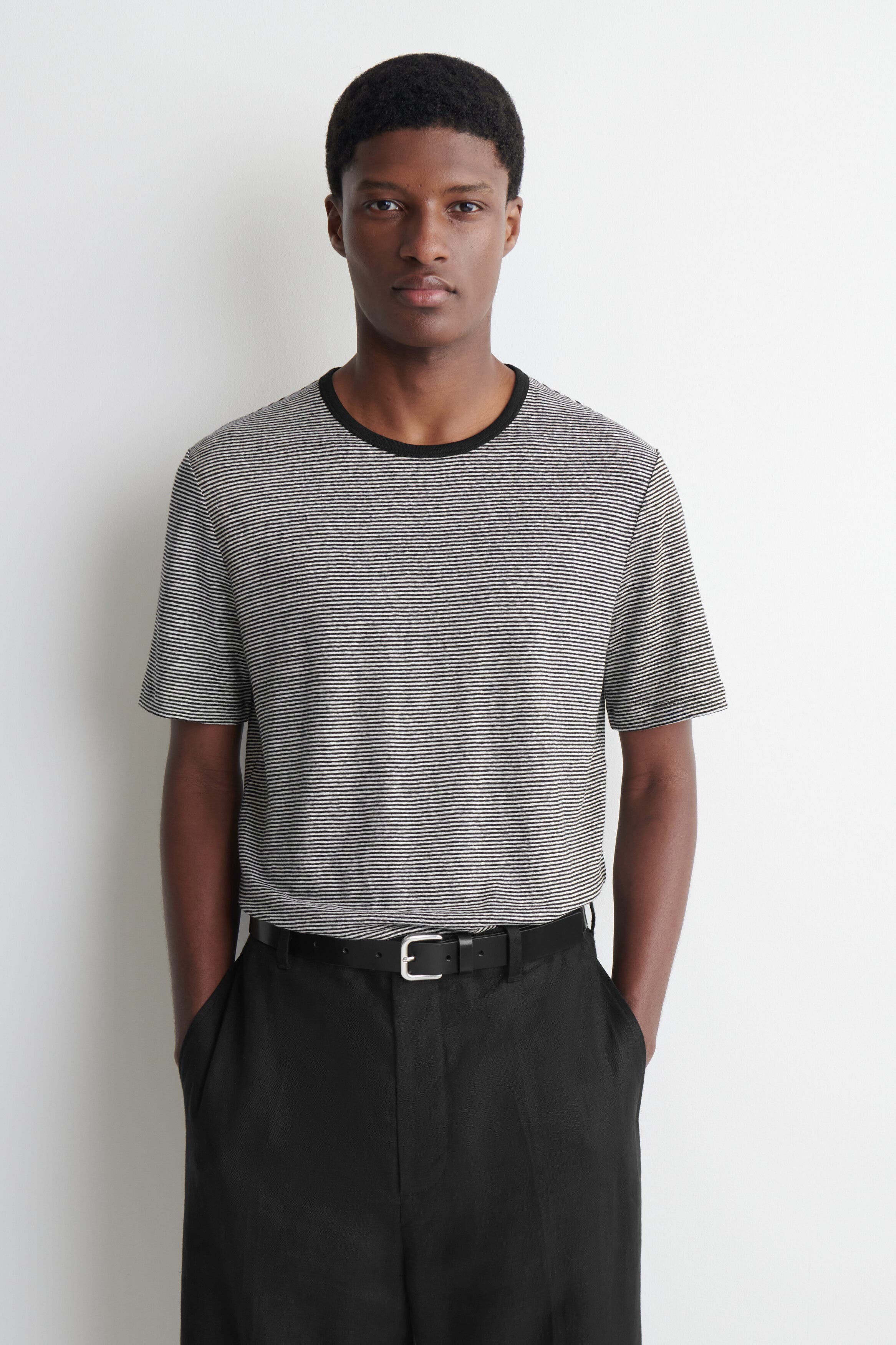 selected BLACK / STRIPED