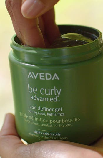 be curly advanced<sup>™</sup> Coil Definer Gel