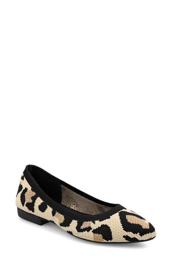 Mia Amore Josey Stretch Knit Flat In Leopard