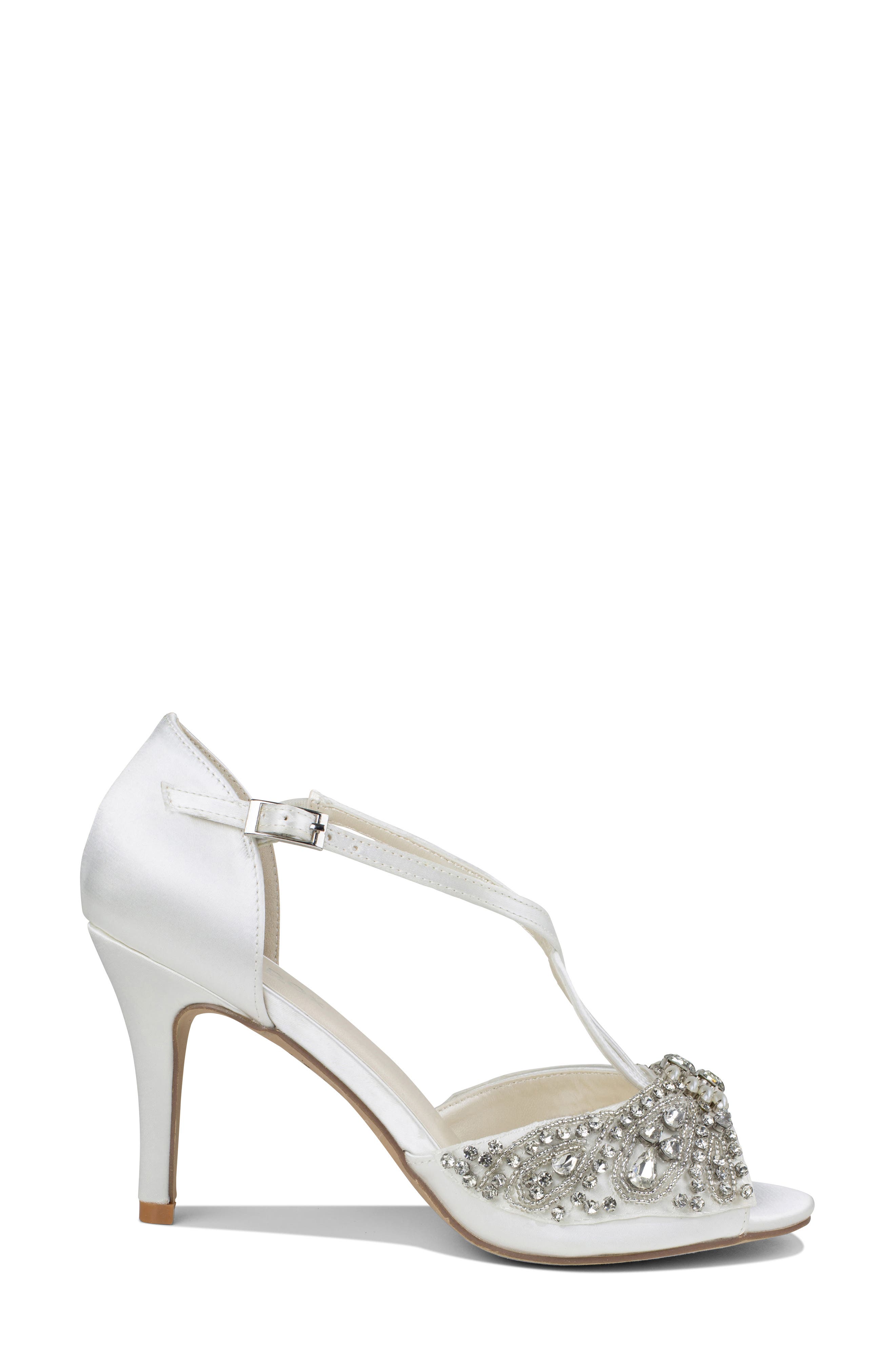 Paradox London Pink Elin Strappy Sandal, Alternate, color, Ivory