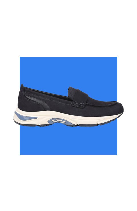 Walk Roam Loafer