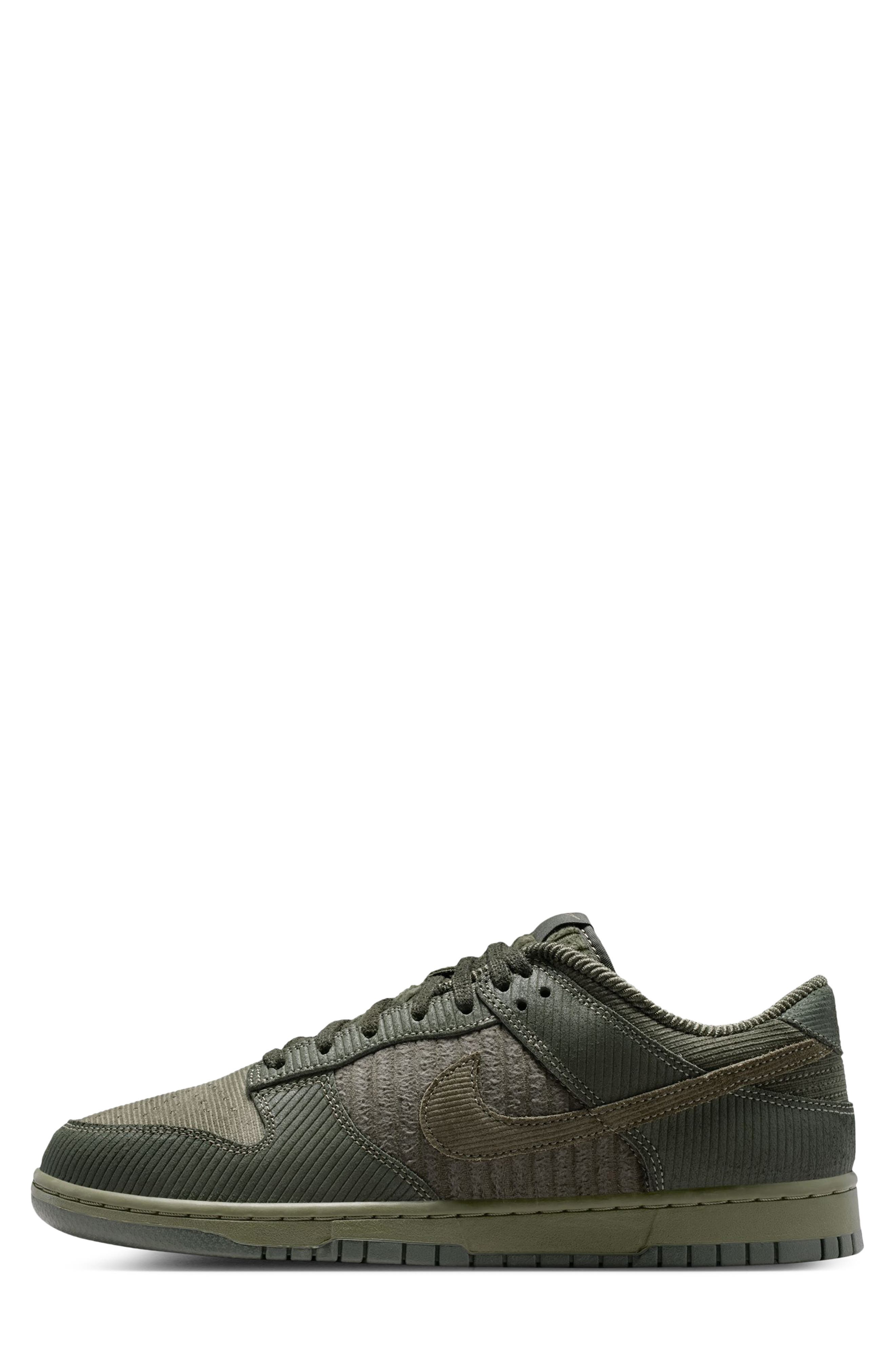 Dunk Low Basketball Sneaker, Alternate, color, CARGO KHAKI/ MEDIUM OLIVE