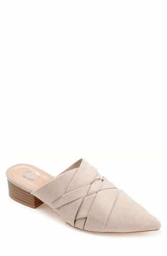 JOURNEE COLLECTION Kalida Pointed Toe Mule