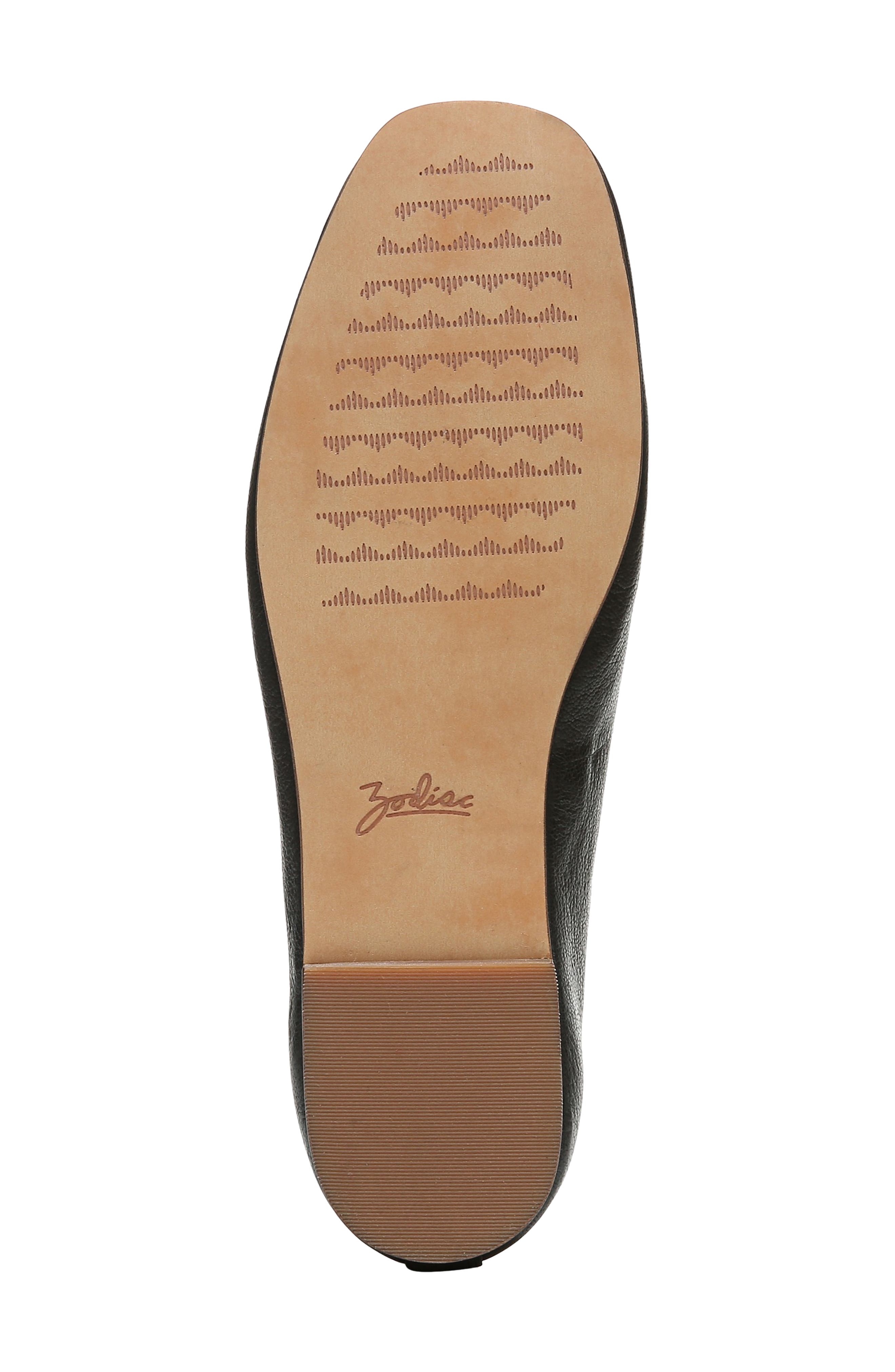 Zodiac Lily Flat, Alternate, color, 