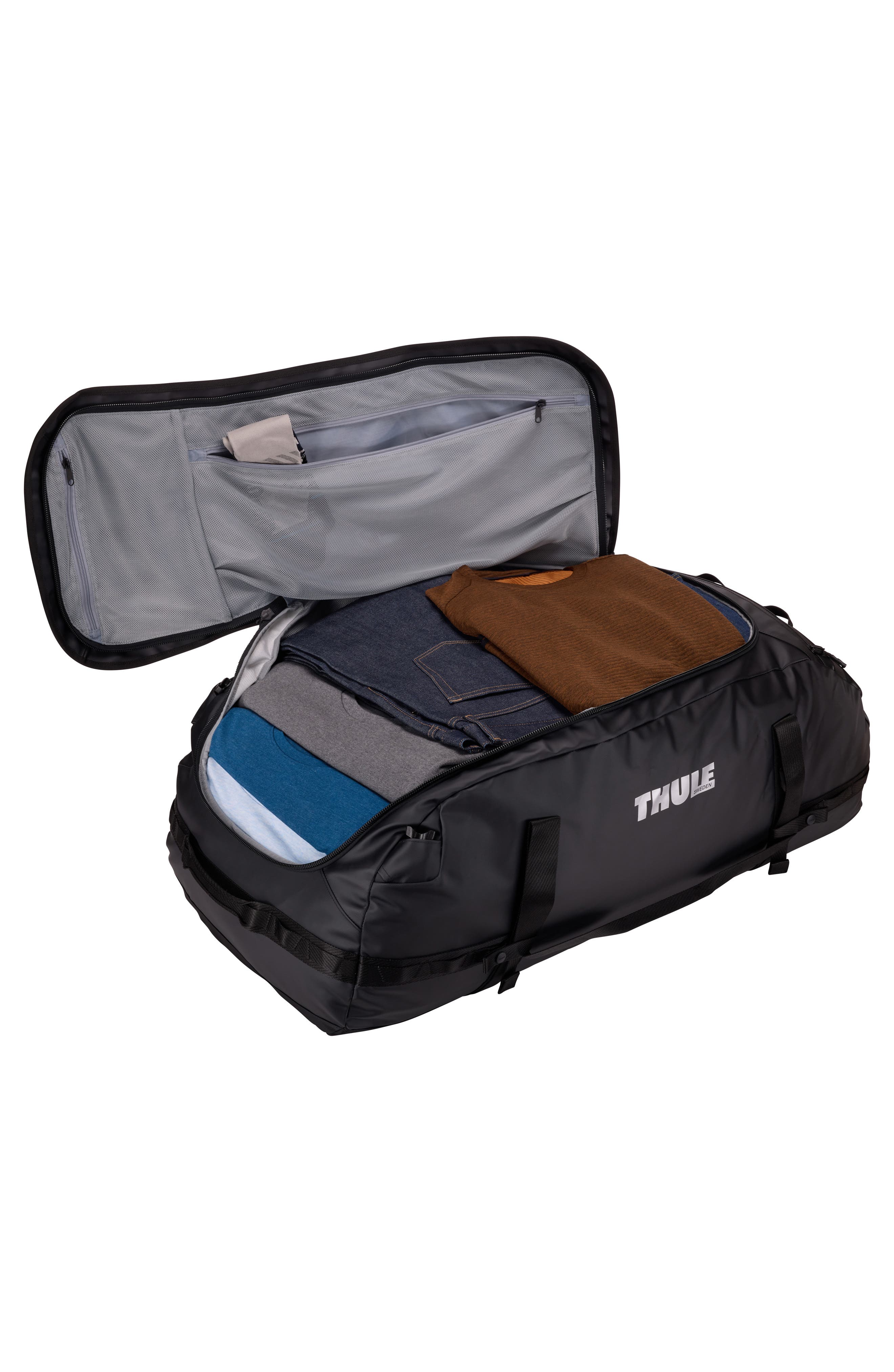 Thule Chasm 130-Liter Convertible Duffle Bag, Alternate, color, Black