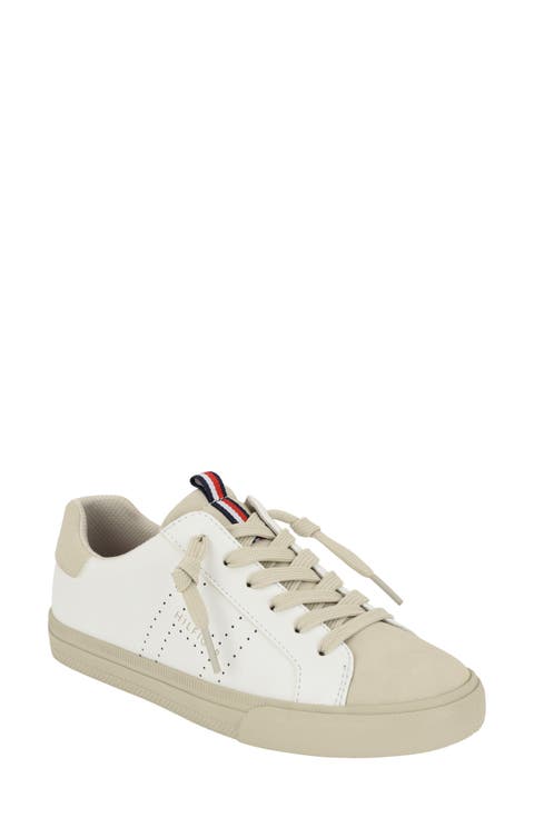 Lustina Sneaker