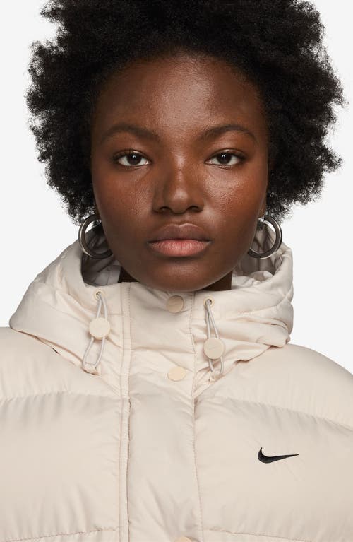 Nike Women's  Sportswear Metro Puffer Therma-fit Loose Hooded Vest In Ivory Beige/white