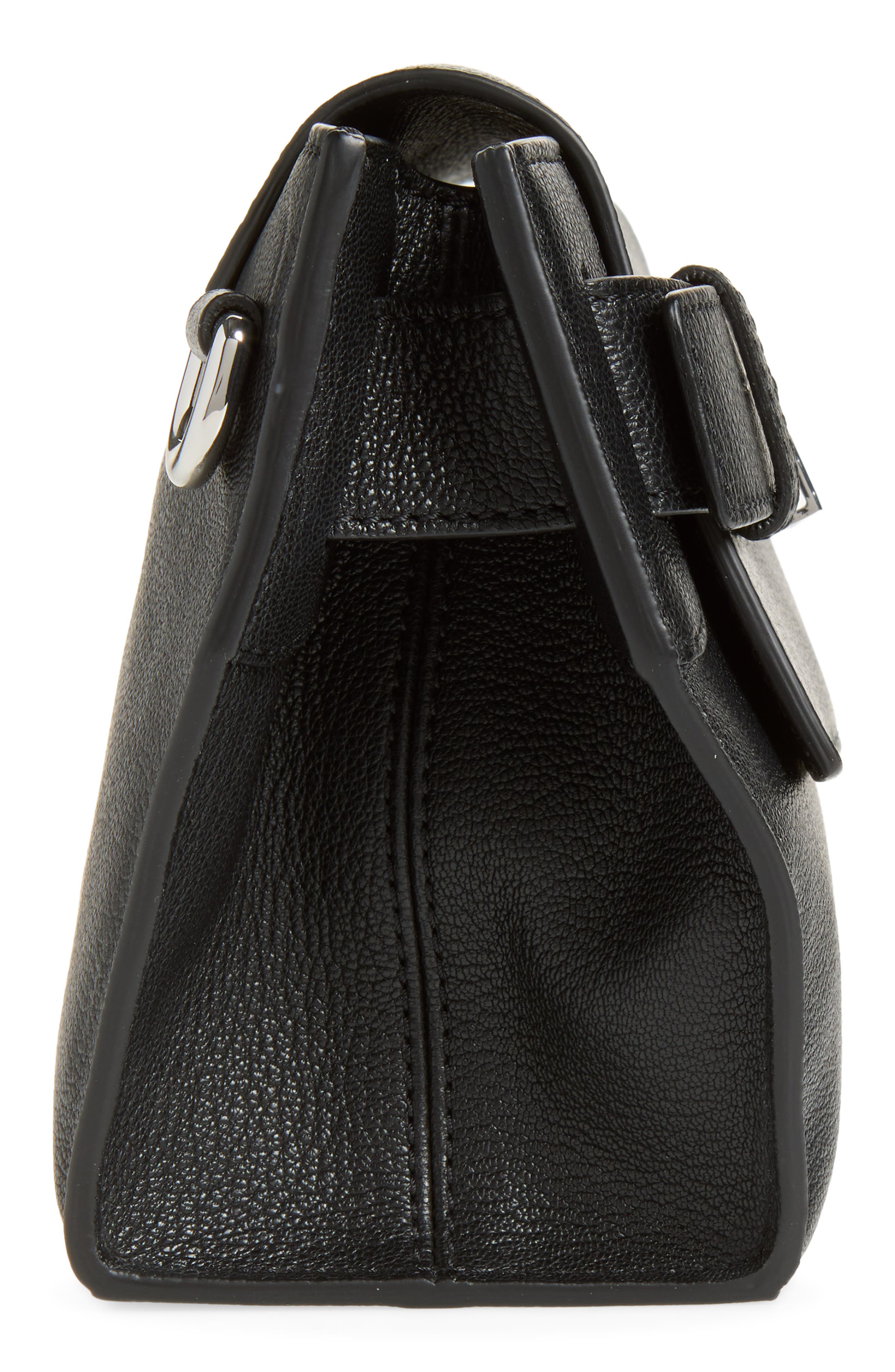 Jacquemus Le Messenger Capri Leather Crossbody Bag, Alternate, color, Black