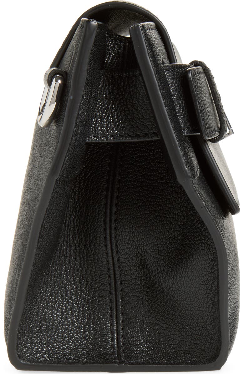 Jacquemus Le Messenger Capri Leather Crossbody Bag, Alternate, color, Black