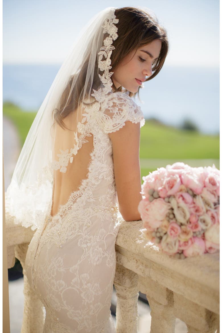 'Angelina' Lace Trim Tulle Veil, Alternate, color, IVORY