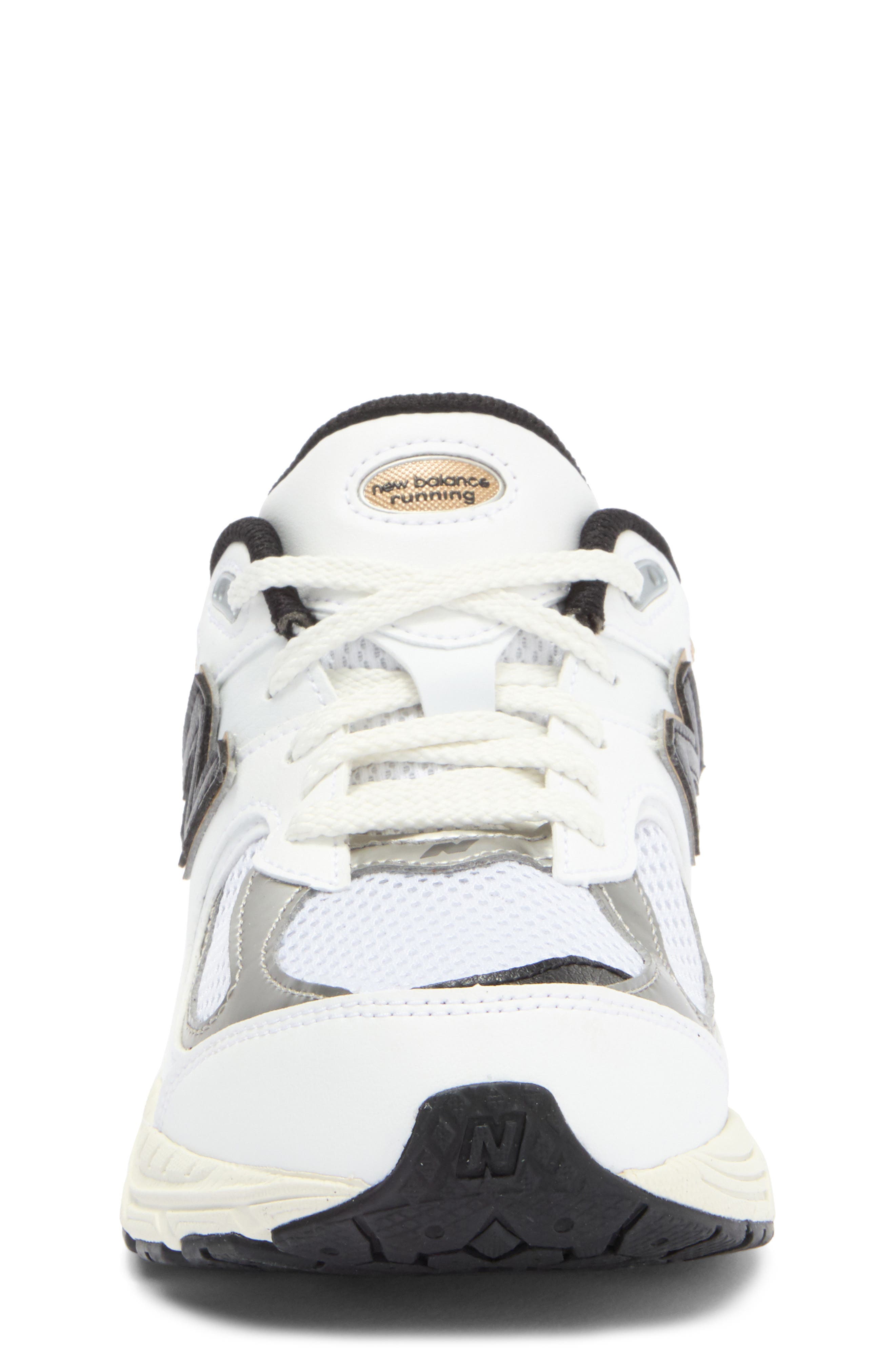 New Balance Kids' 2002R Sneaker, Alternate, color, White/ Black