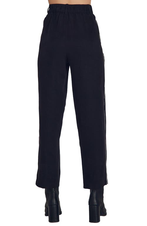 Bella Dahl Piped High Waist Ankle Pants In Black