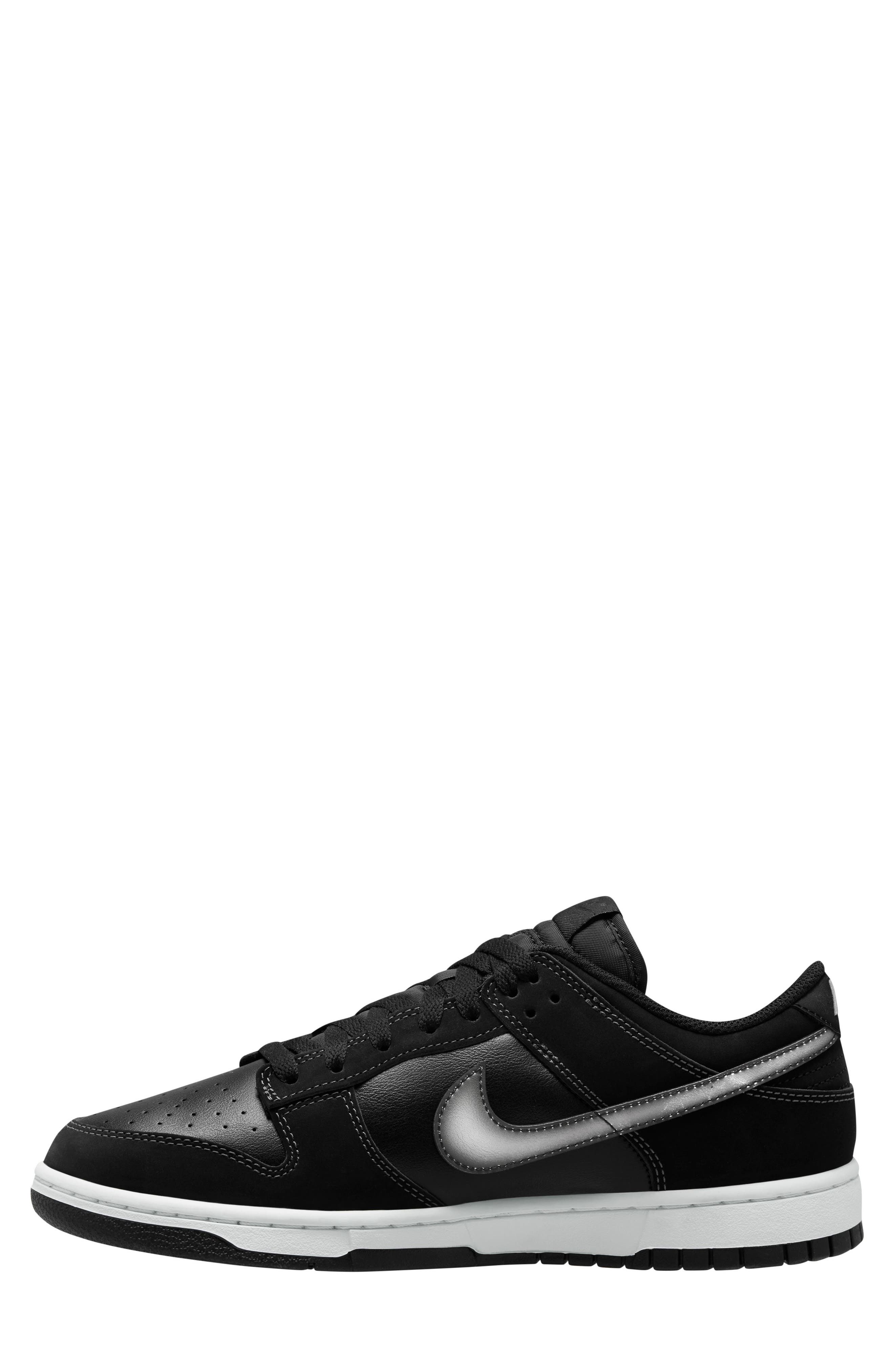 Nike Dunk Low Retro Basketball Sneaker, Alternate, color, 