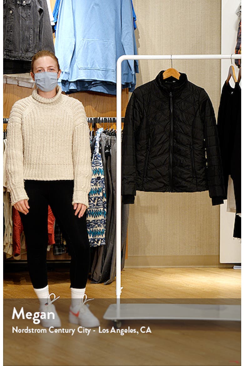 Quilted Short Puffer Jacket with Faux Fur Trim video