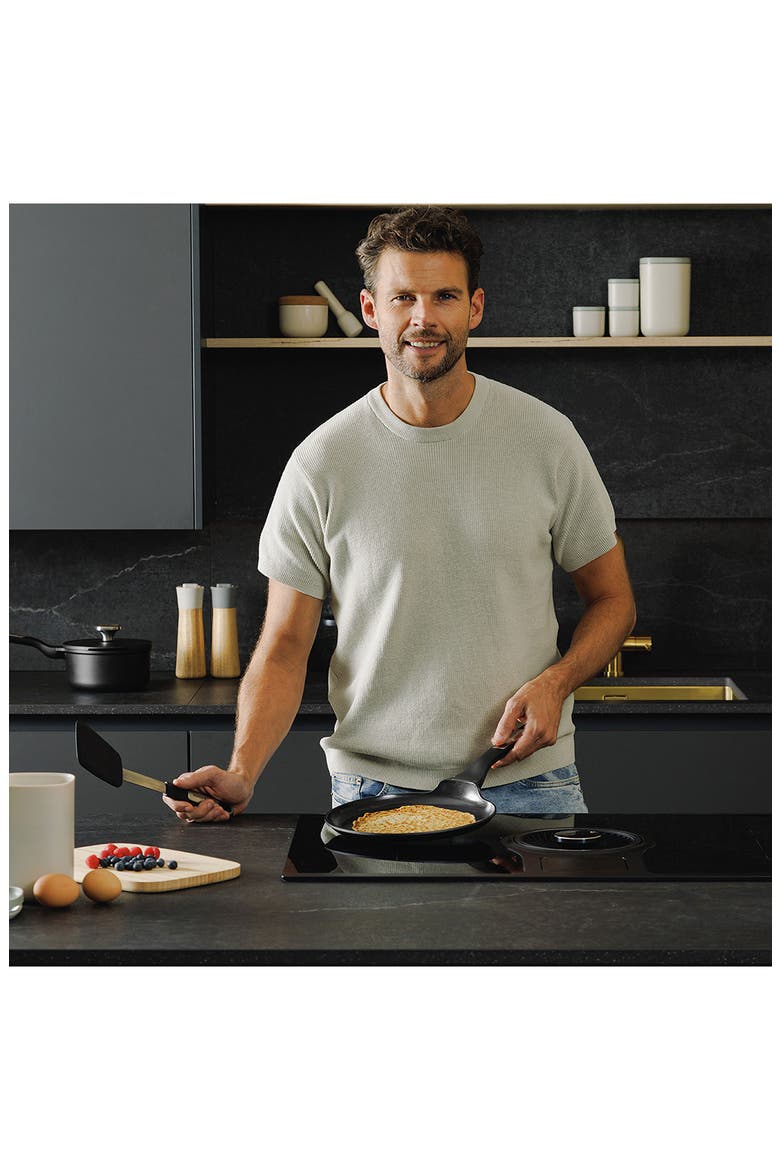 Leo Phantom 10-Inch Pancake Pan, Alternate, color, BLACK