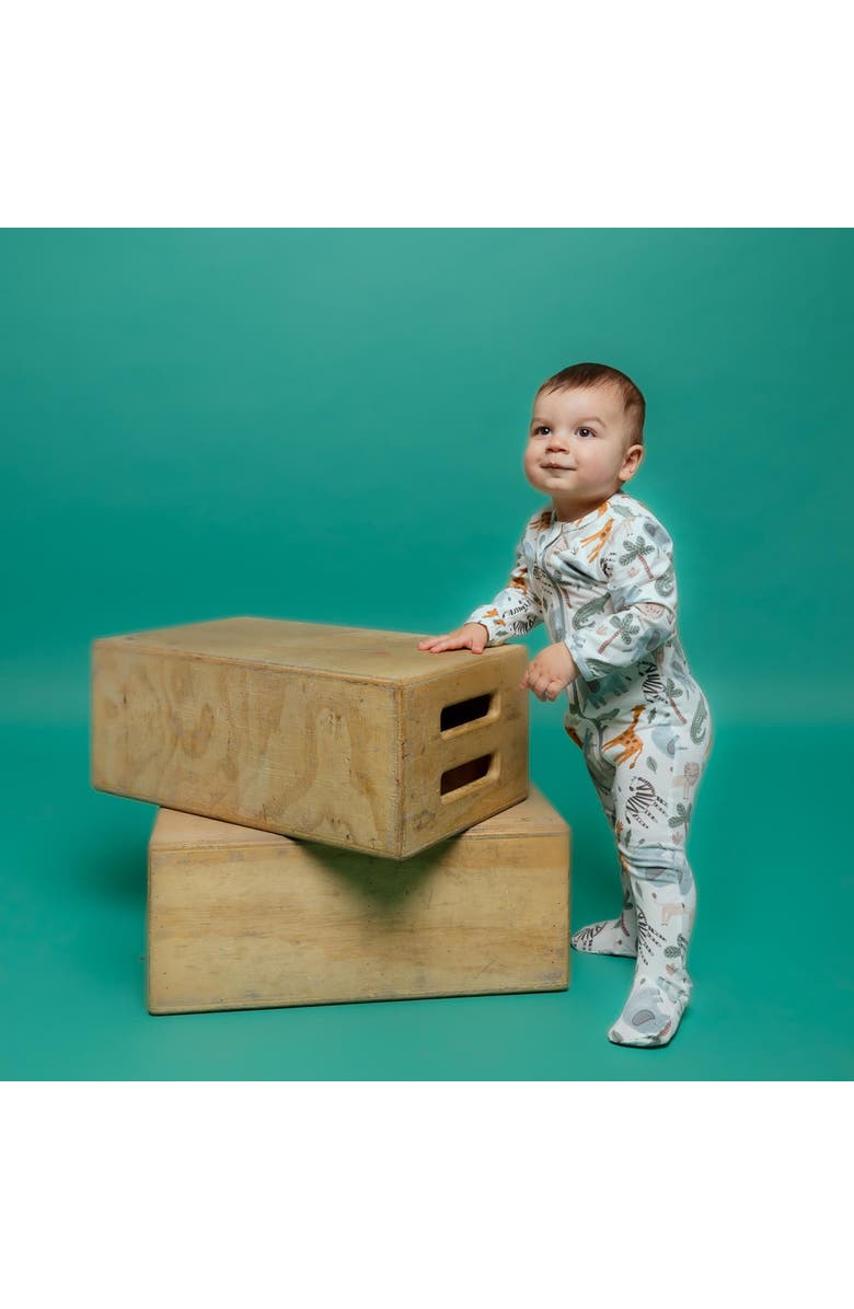 Norani Organic Cotton Zip Footie in Cars, Alternate, color, Safari Animals