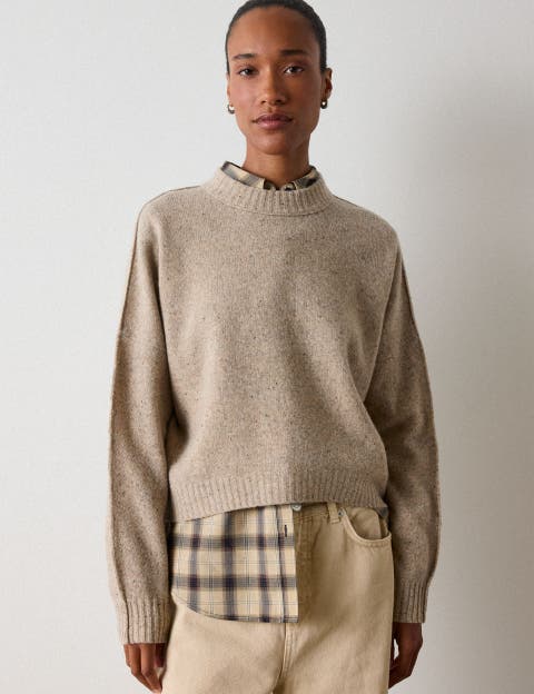 Wool Curved Hem Knit Sweater