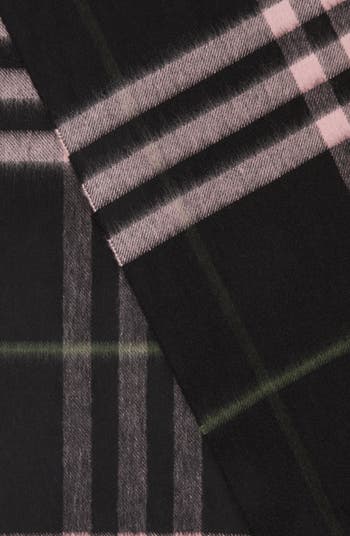 スカーフ Giant Icon Cashmere Scarf Burberry Giant Icon Check Cashmere Scarf | Nordstrom