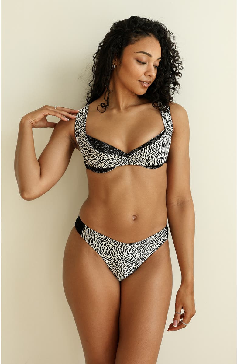 Dippin Daisys Stray Underwire Bikini Heart Top, Alternate, color, Wild Child