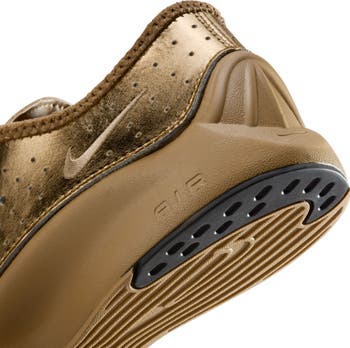 Air Superfly Sneaker