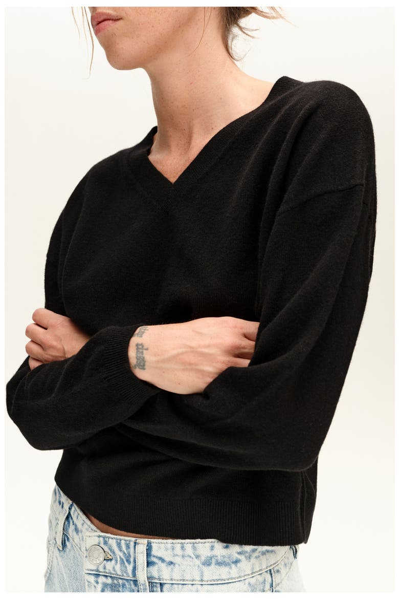 V-neck Wool Cashmere Sweater, Alternate, color, BLACK