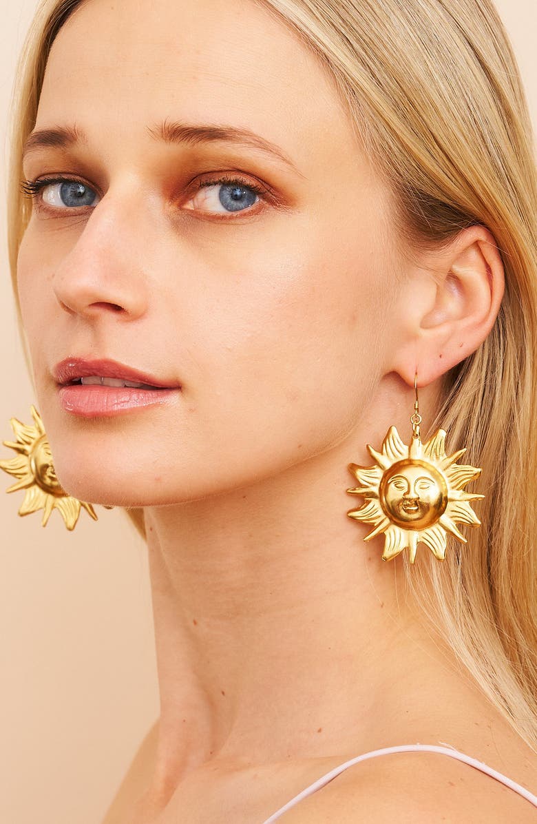 Kenneth Jay Lane Sun Drop Earrings, Alternate, color, Gold