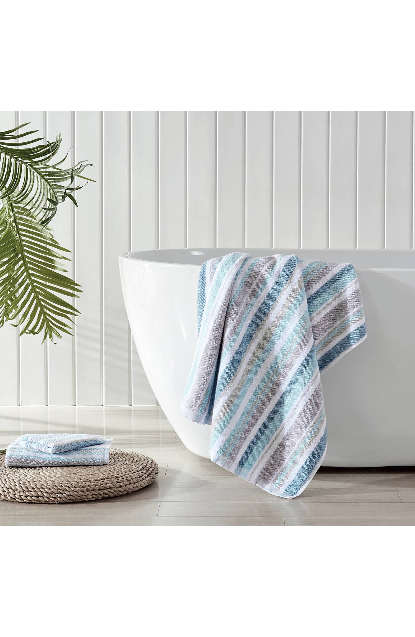 Tommy Bahama Ocean Bay Towel - Thumbnail 4