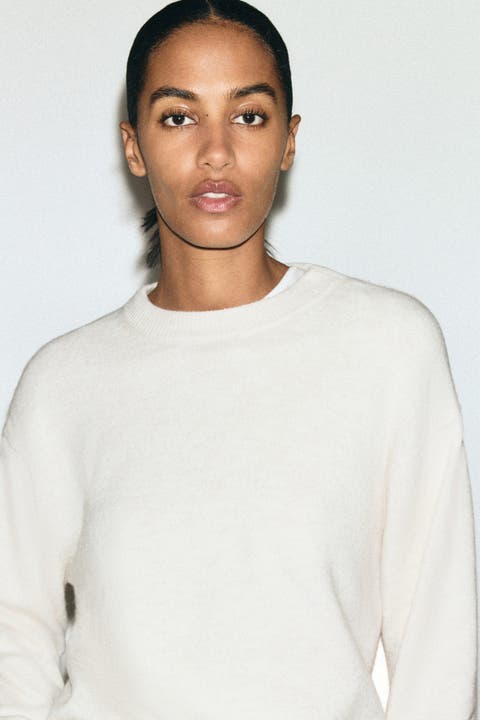 Knit sweater