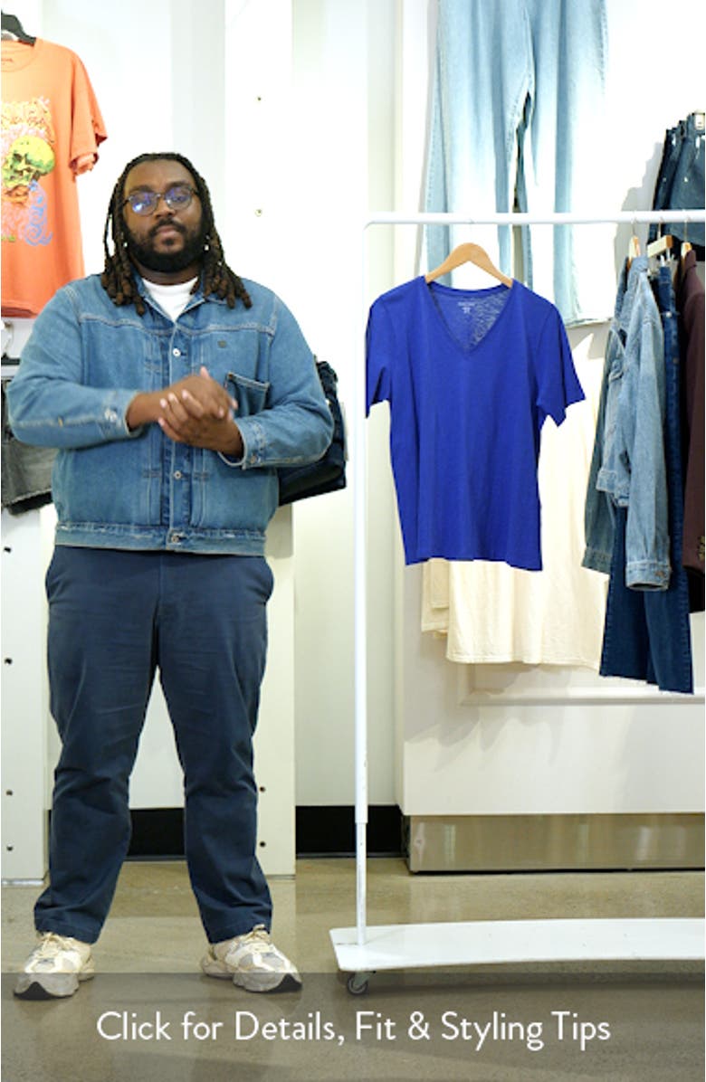 Easy V-Neck Organic Cotton T-Shirt, sales video thumbnail