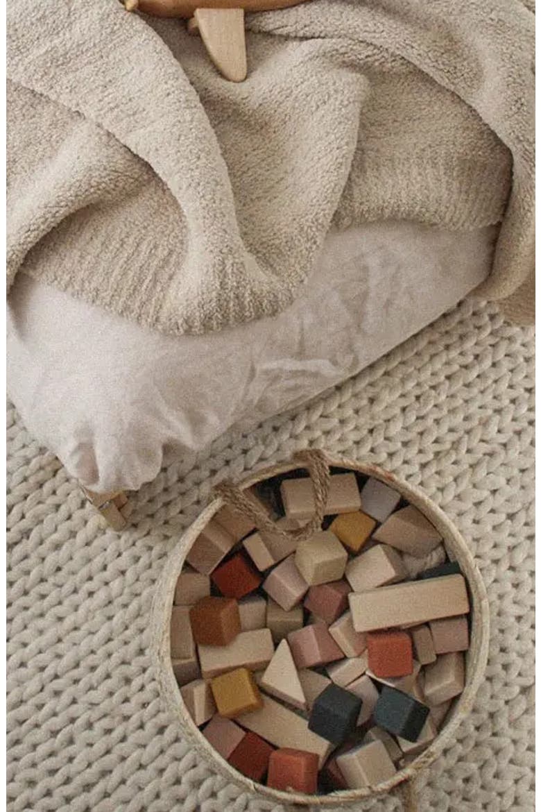 Snug Throw, Alternate, color, SAHARA TAN