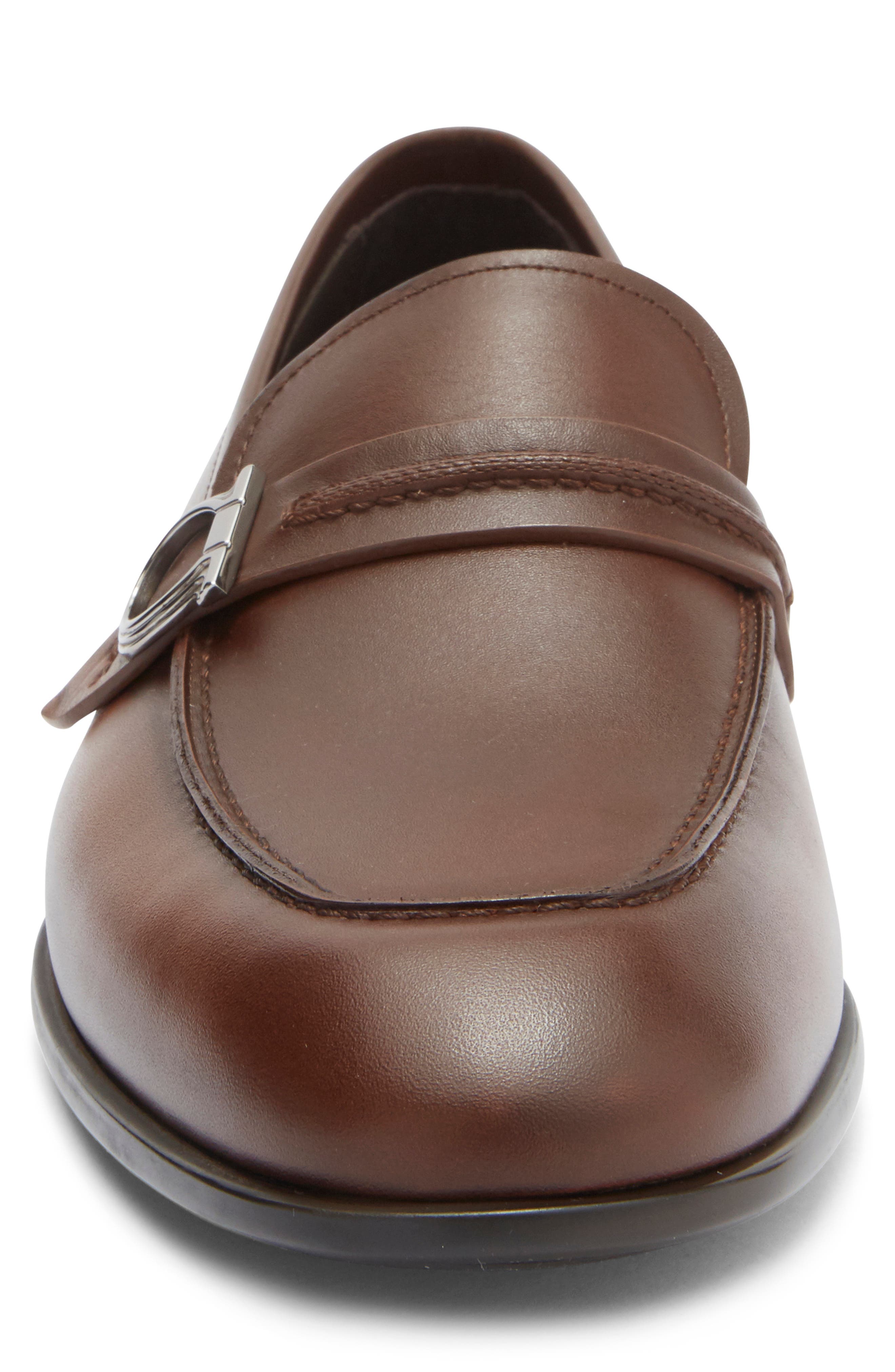 FERRAGAMO Terence Apron Toe Loafer, Alternate, color, Naturale/ Midbrown T.moro