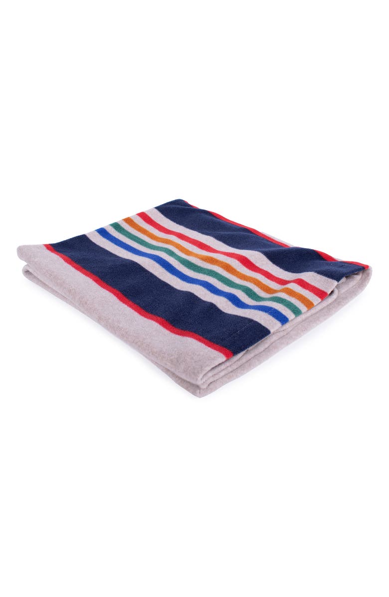 Pendleton National Park Fleece Crate Blanket, Alternate, color, Yellowstone Bear