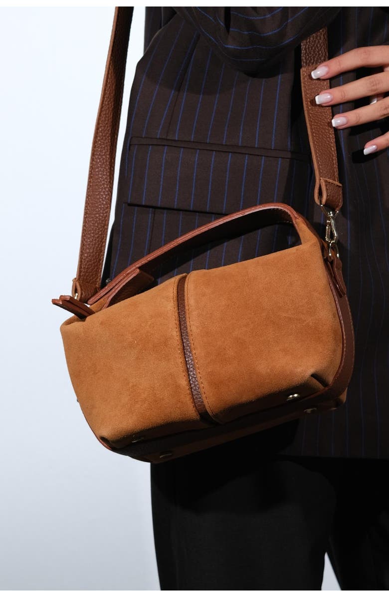 Forever
Always Shoes ISLAND Leather Shoulder Bag, Alternate, color,